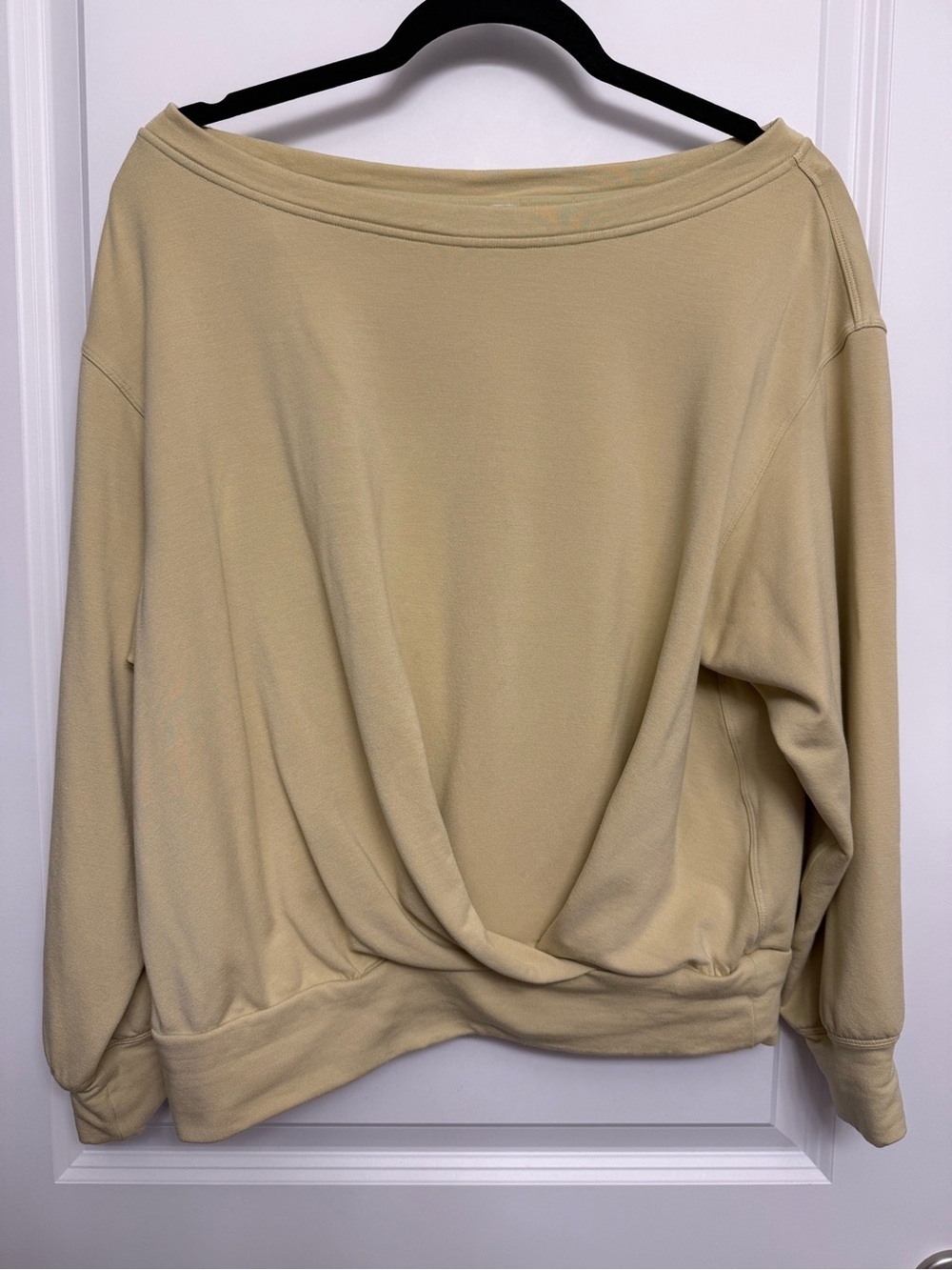 EUC lululemon Pleated Modal Fleece Pullover